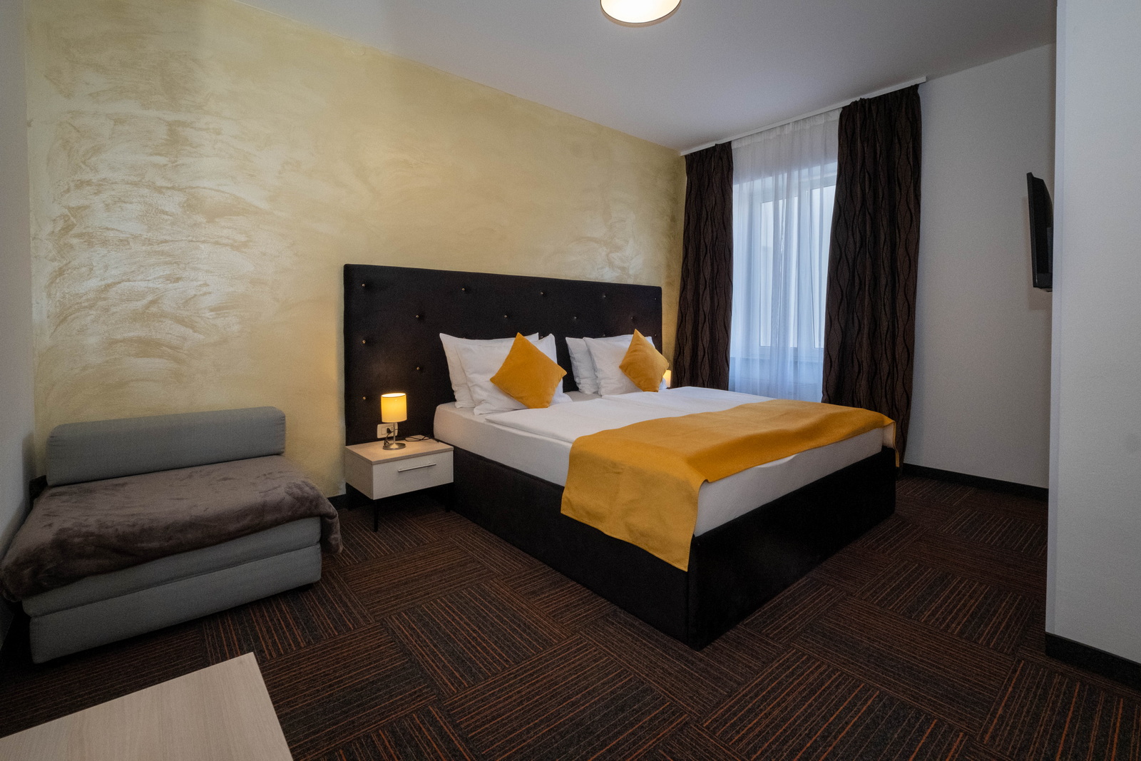 Ekonomične | 111 Room