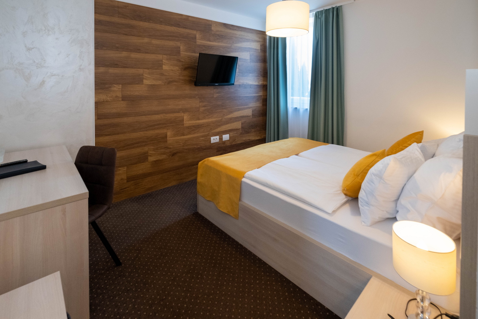 Ekonomične | 208 Room