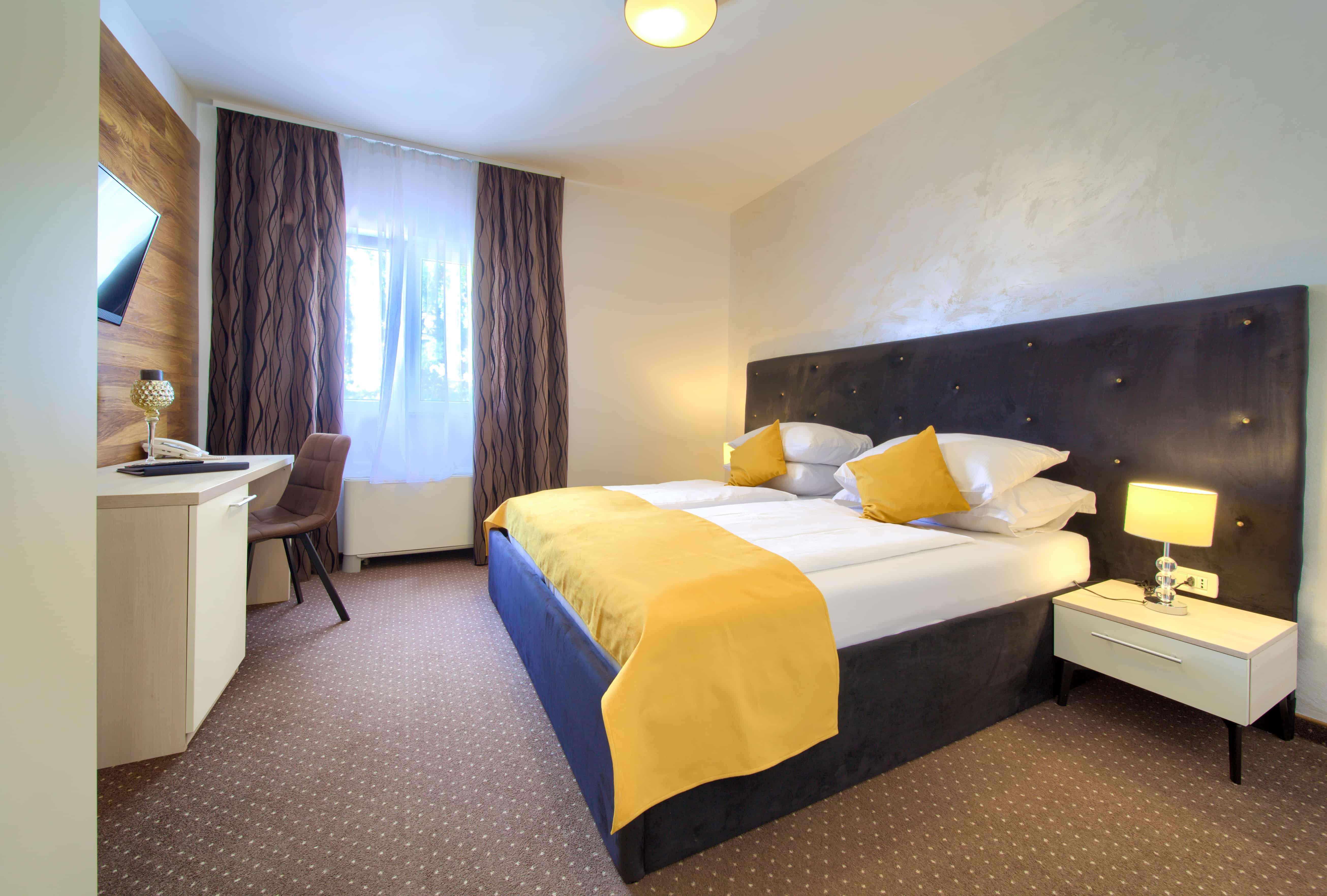 Standard | 203 Room