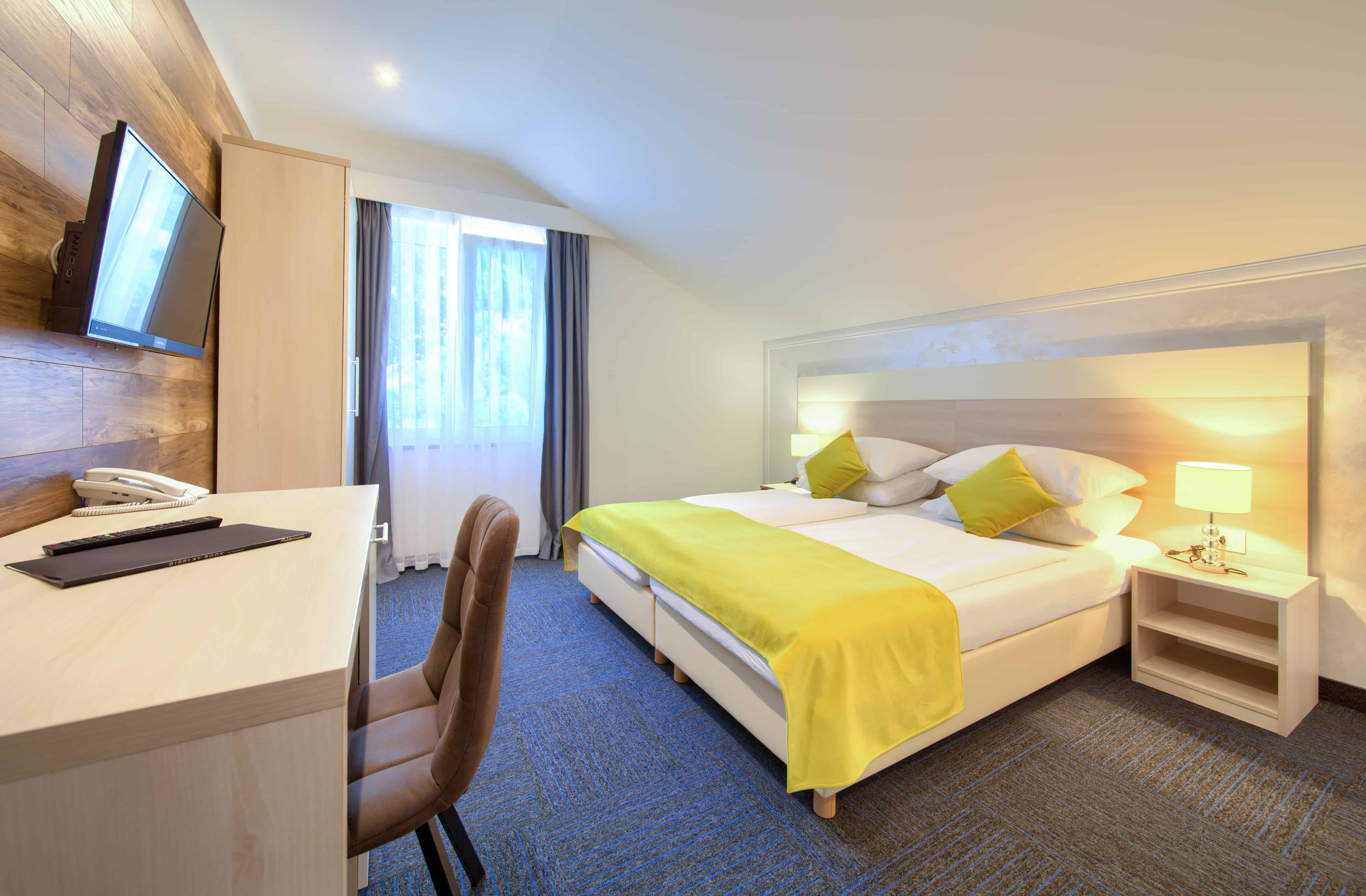 Standard | 303 Room